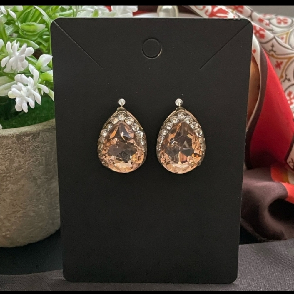 Gorgeous Rose Gold Crystal Teardrop Earrings
